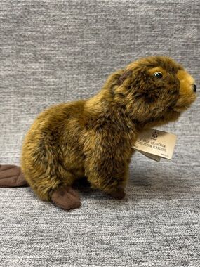 WWF World Wildlife Fund Classic Collection Brown Plush Beaver